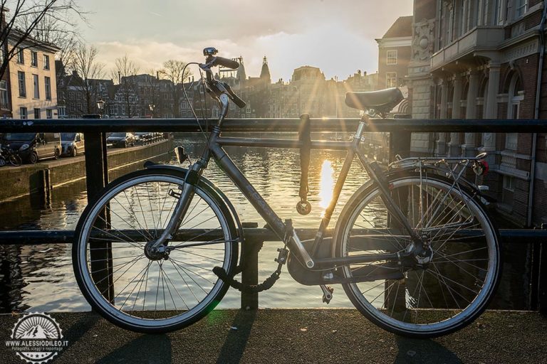 bicicletta amsterdam abbonamento